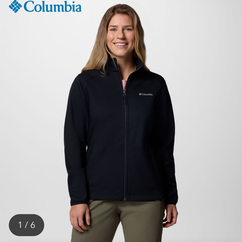 Columbia Women's Black Softshell Jacket
